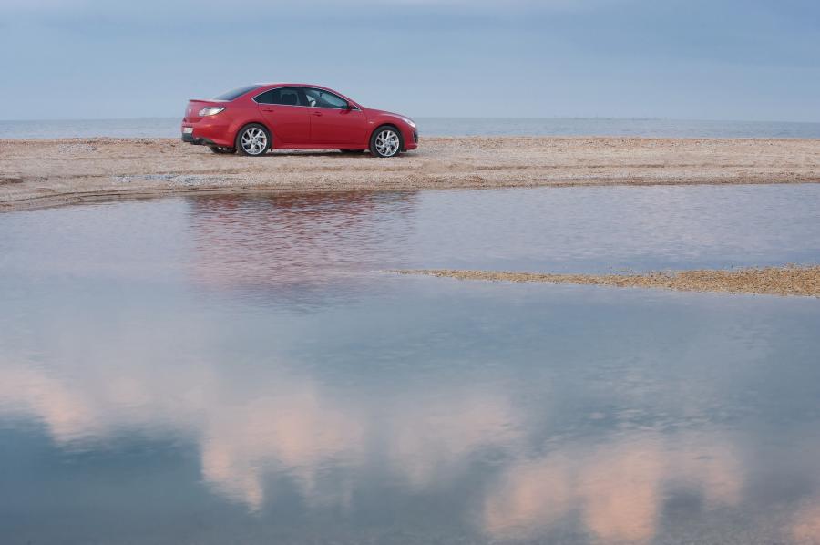  Mazda6 2011 года  (фото 34 из 113)